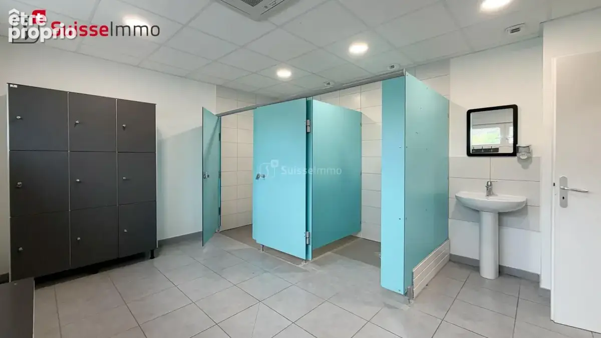 Local commercial Appenans 341 m2 - photo 10