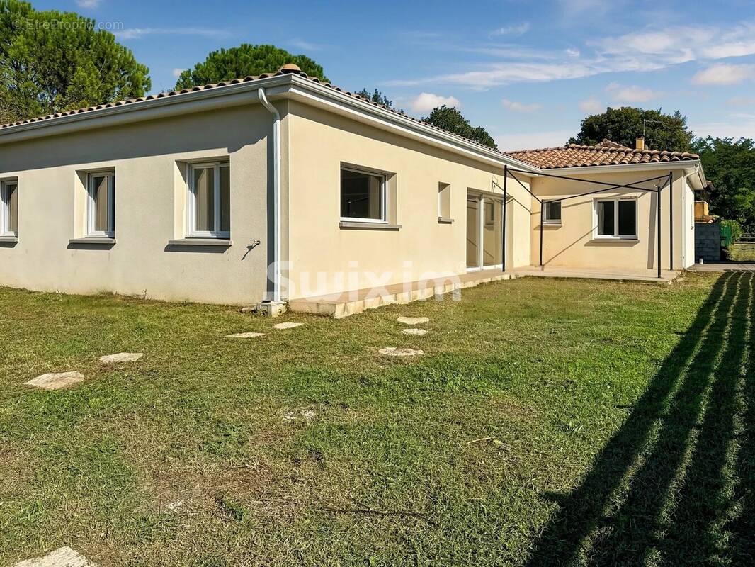 Maison à LA COUCOURDE