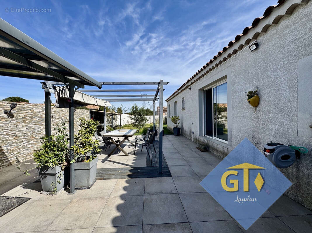 Maison à SAINT-PAUL-LES-FONTS