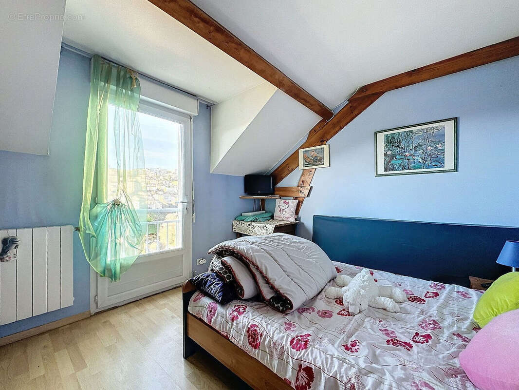 Belle maison de 134m2 avec magnifique vue panoramique. - photo 13