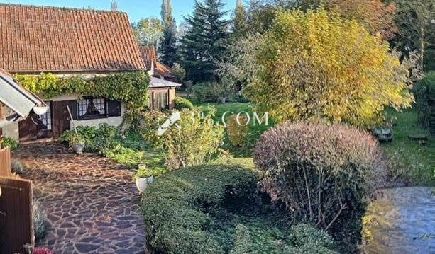 Maison à MOYENNEVILLE