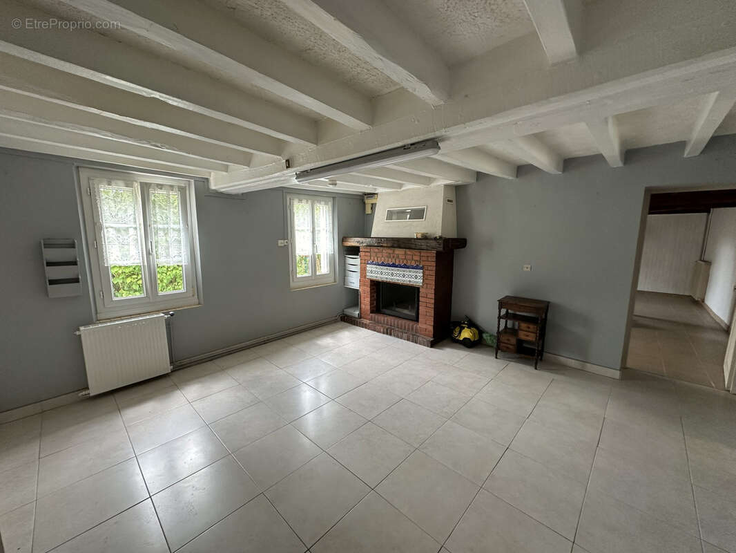 Superbe propriété Type 8 dépendances de 200 m2 sur 4100 m2 de terrain - photo 2