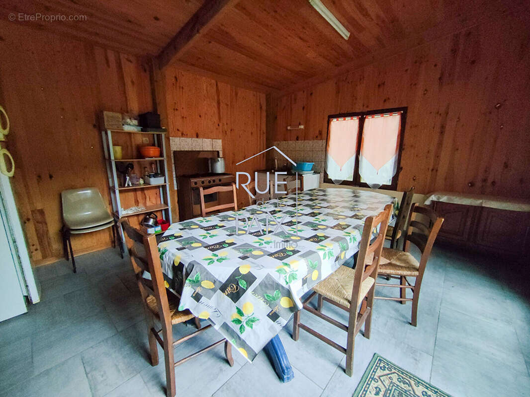 Terrain de loisirs Monthoiron 5620m² - photo 6