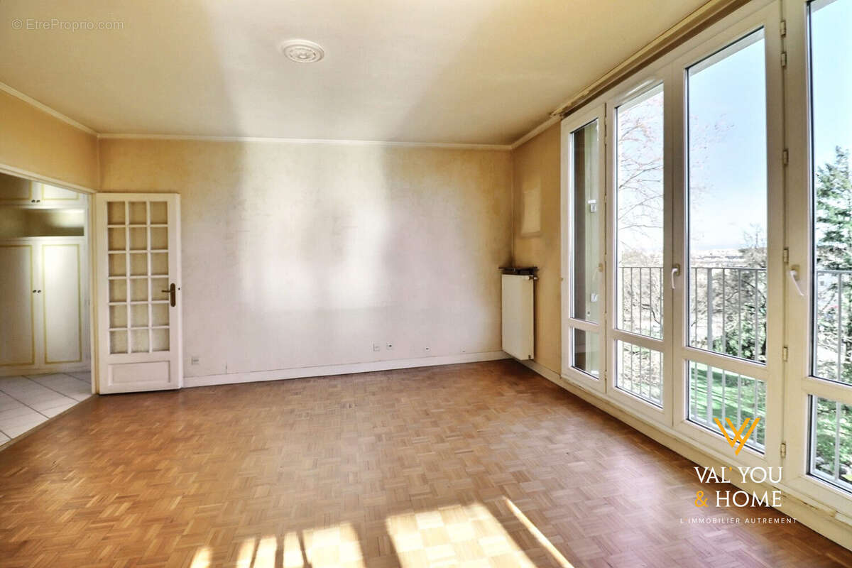 Appartement à LA MULATIERE