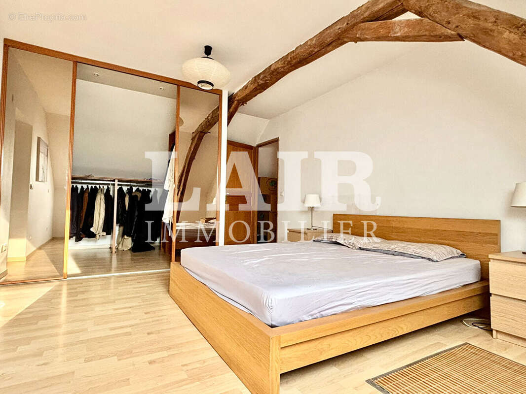 Maison à SAINT-AUBIN-DE-LOCQUENAY