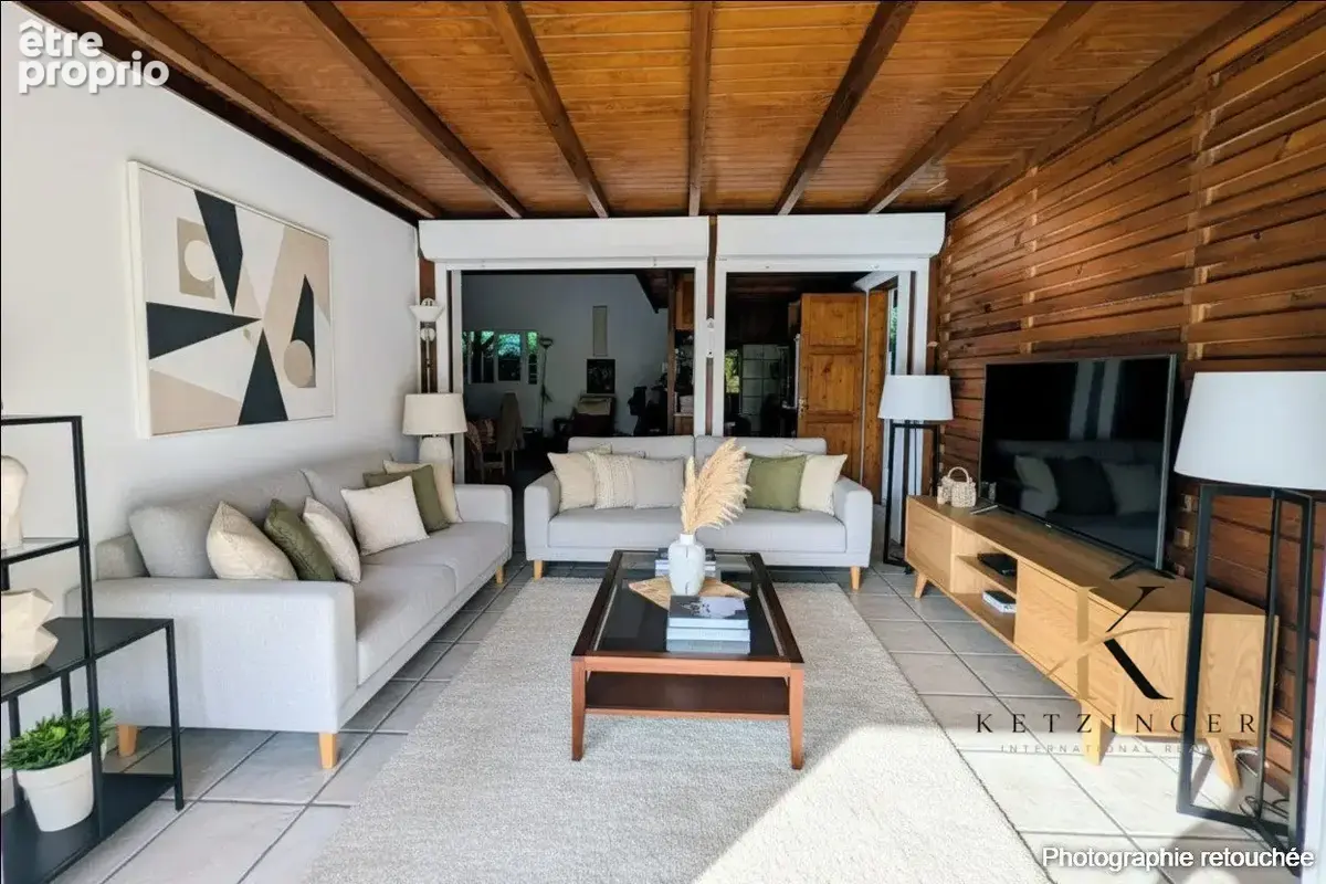Maison 5 pièces 90 m² à vendre à Saint-Claude (97120) - photo 7