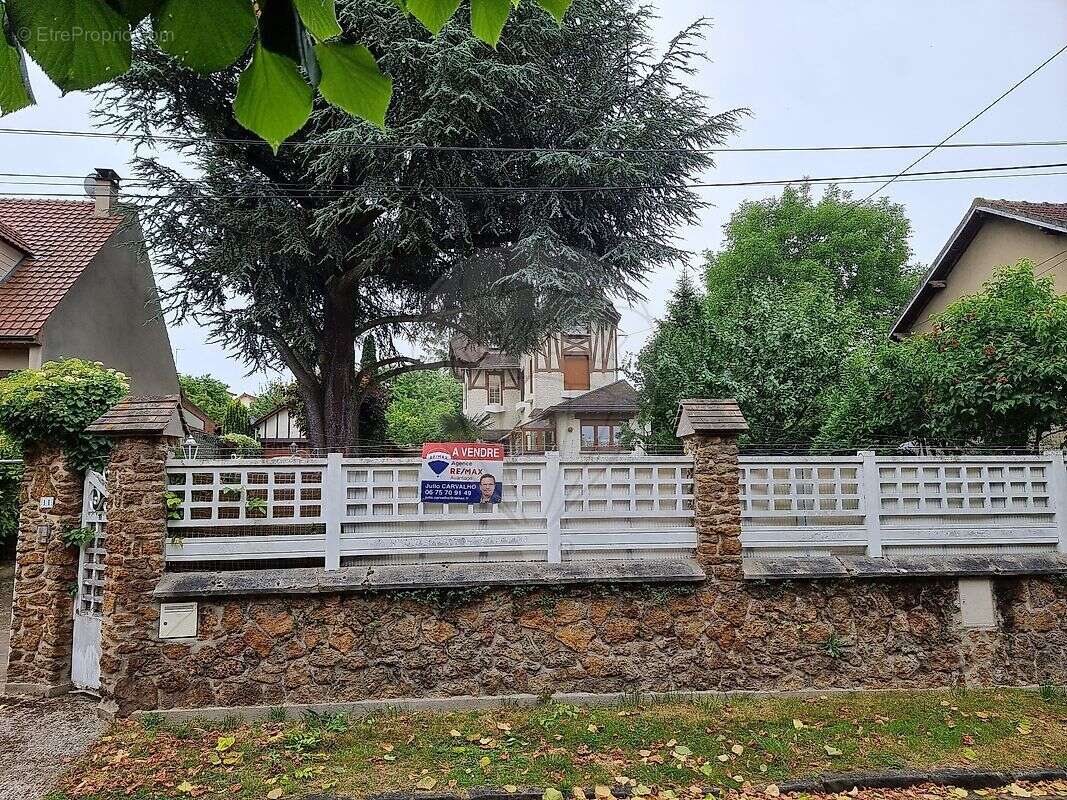 Maison à SUCY-EN-BRIE