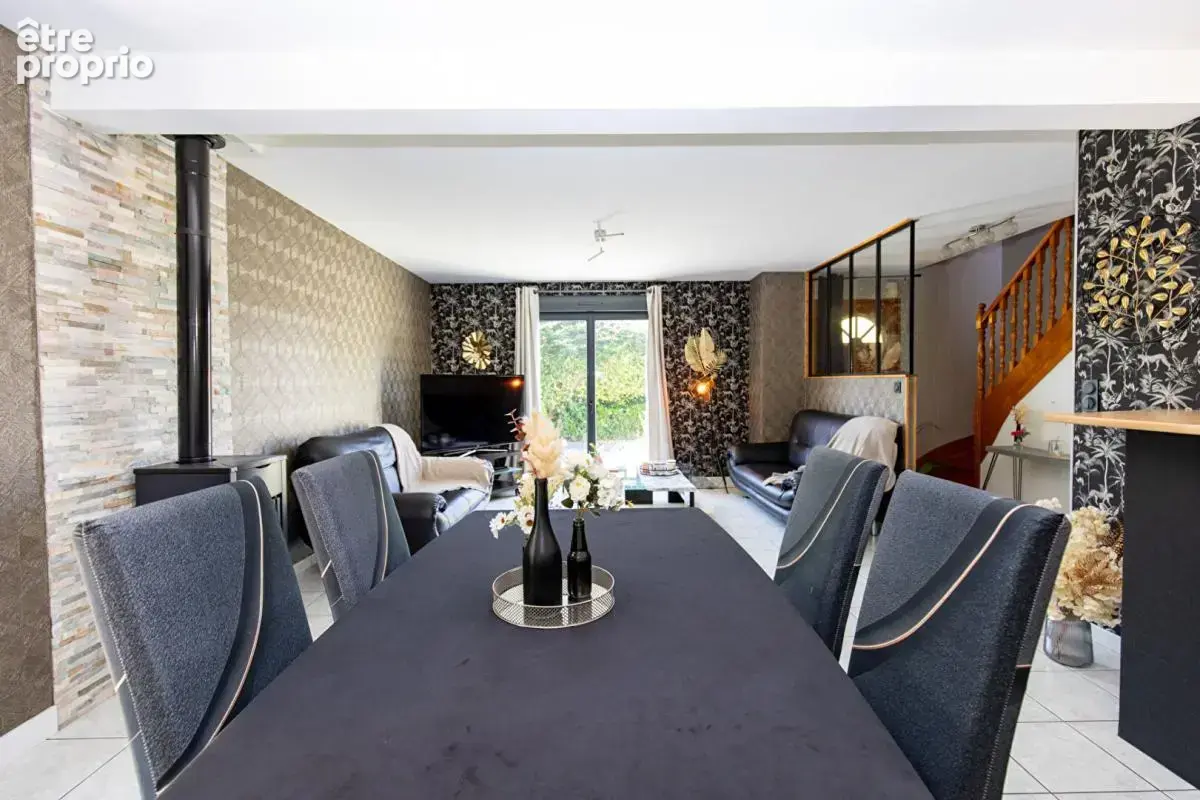 Maison 6 pièces 100 m² · à Saint-Didier · 100 m² · 293 900 €