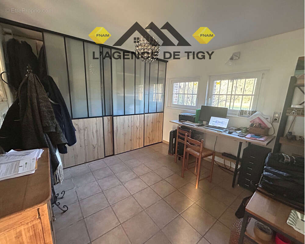 Maison à NEUVY-EN-SULLIAS