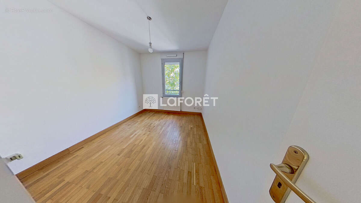 Appartement à LYON-8E
