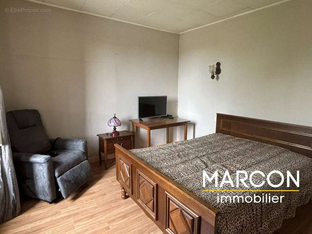 Maison à LE GRAND-BOURG