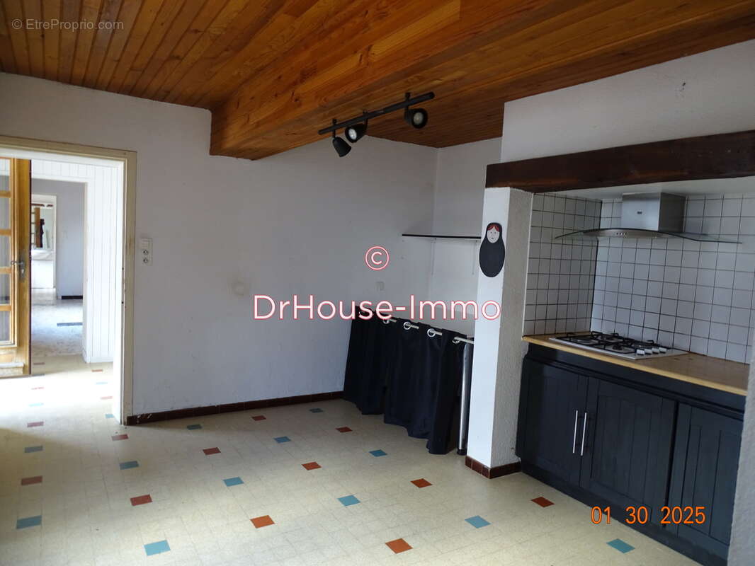 Maison à POUCHARRAMET