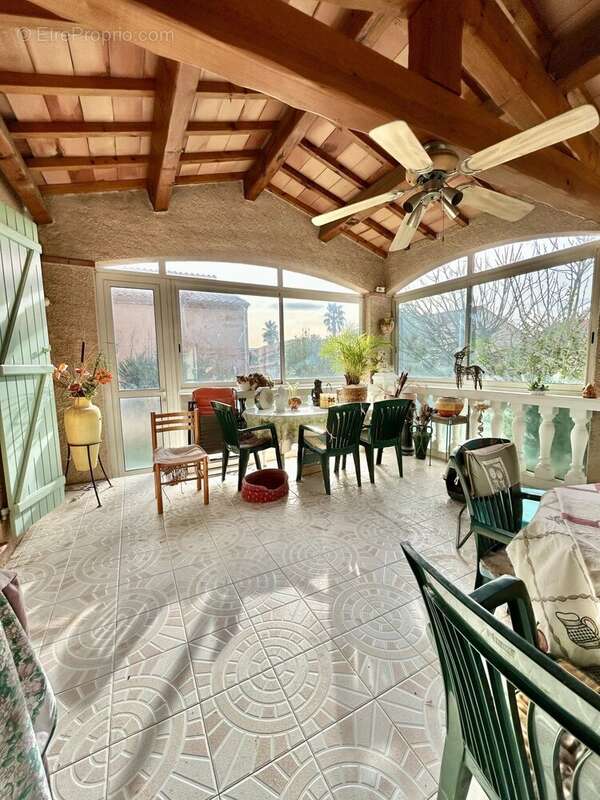 Maison à VILLENEUVE-DE-LA-RAHO