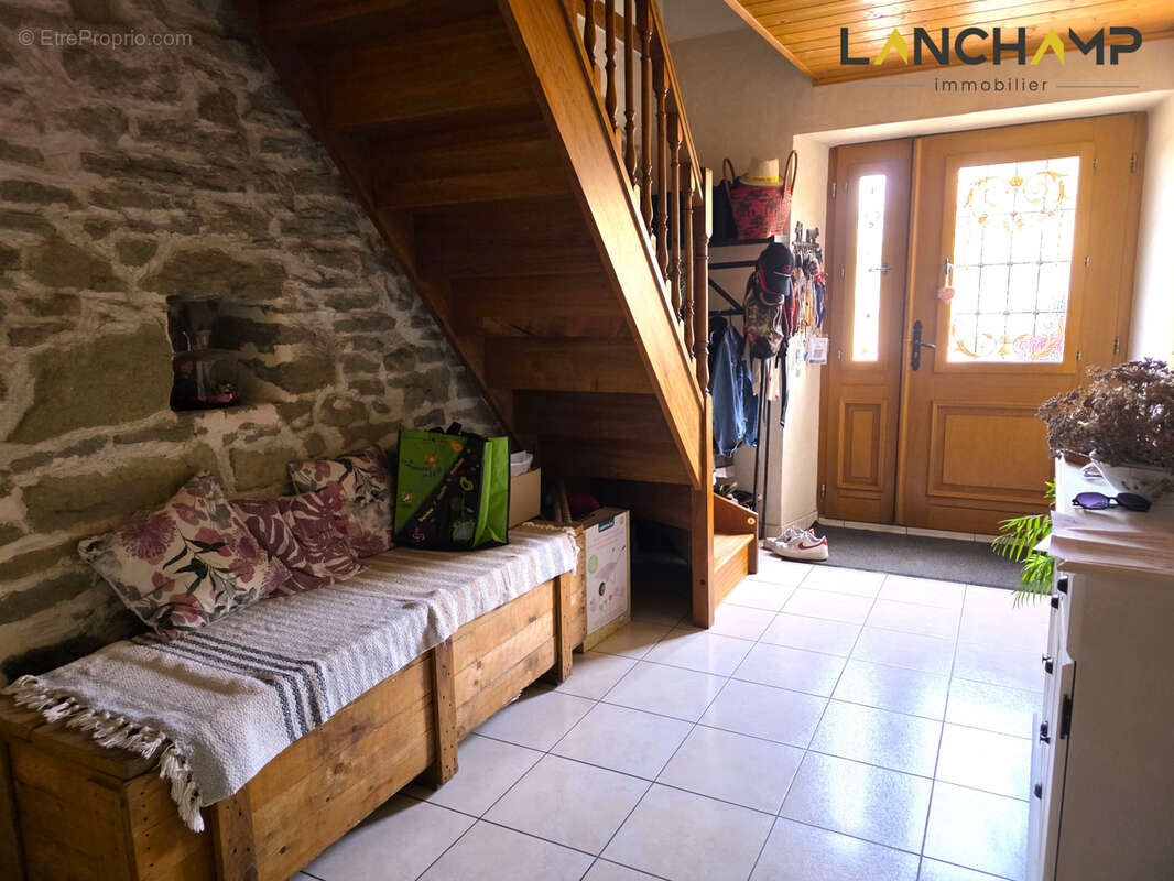 Maison de caractère de 180 m2 hab. - photo 4