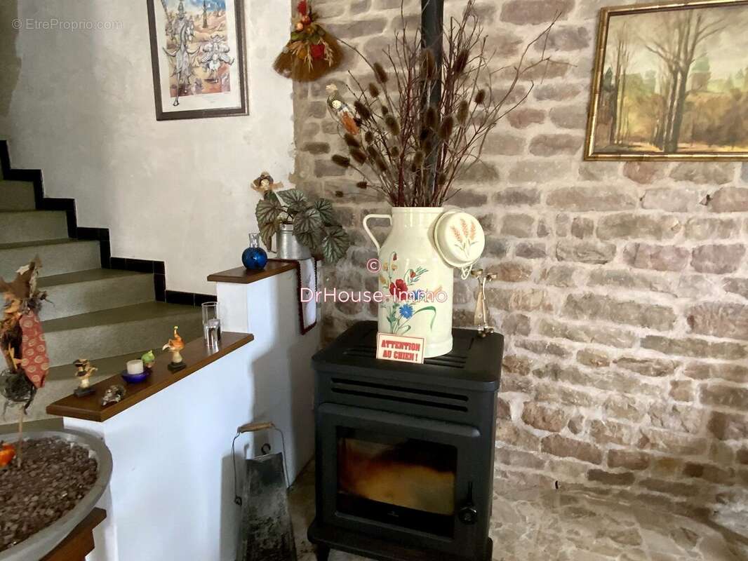 Maison à ESCLES