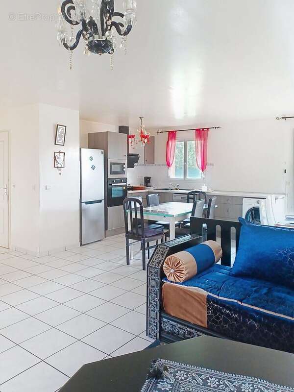 Photo 4 - Maison à LAGRAVE