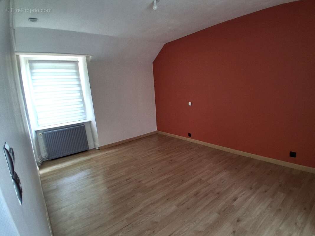 Maison à VOUJEAUCOURT