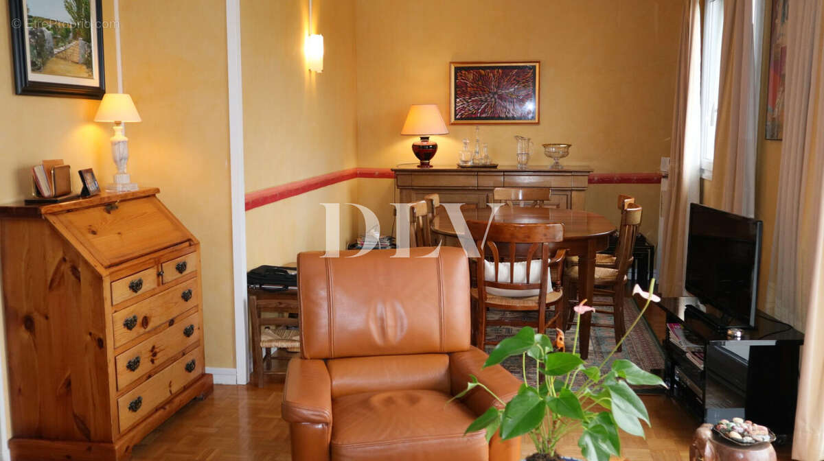 Appartement à AVON