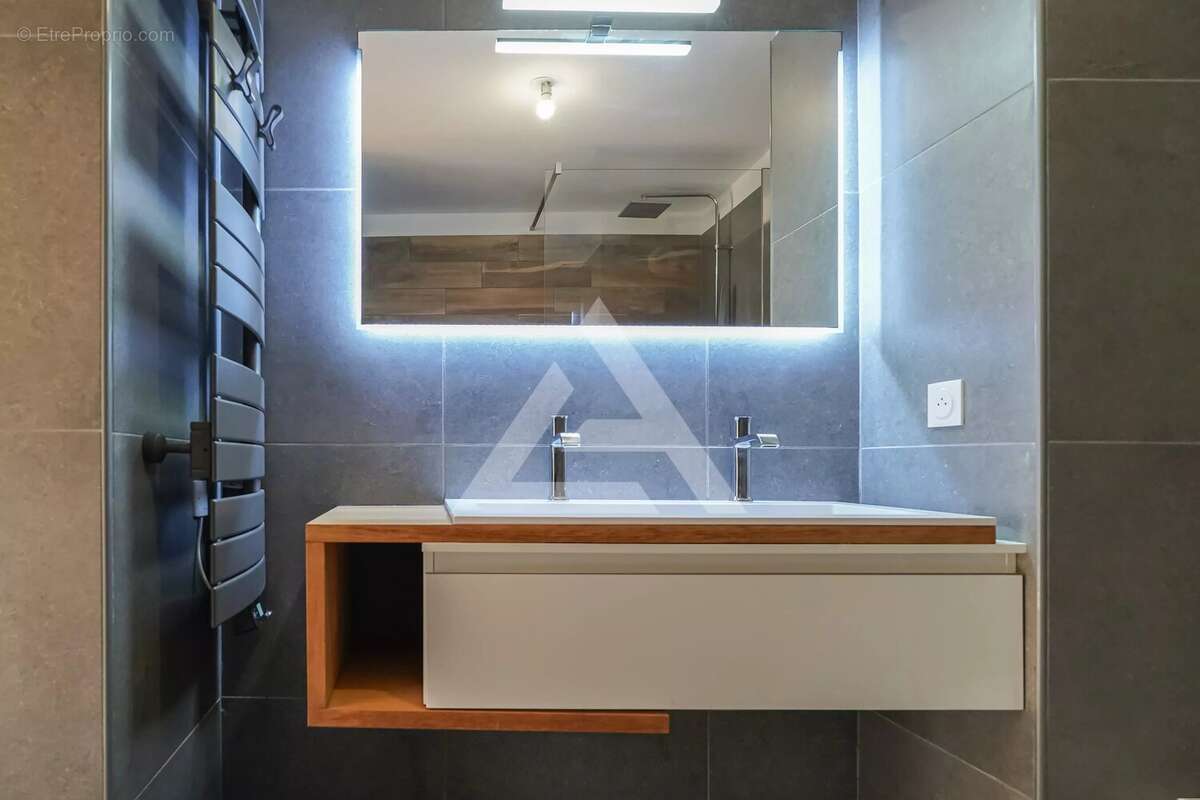 Appartement à BEAUSOLEIL