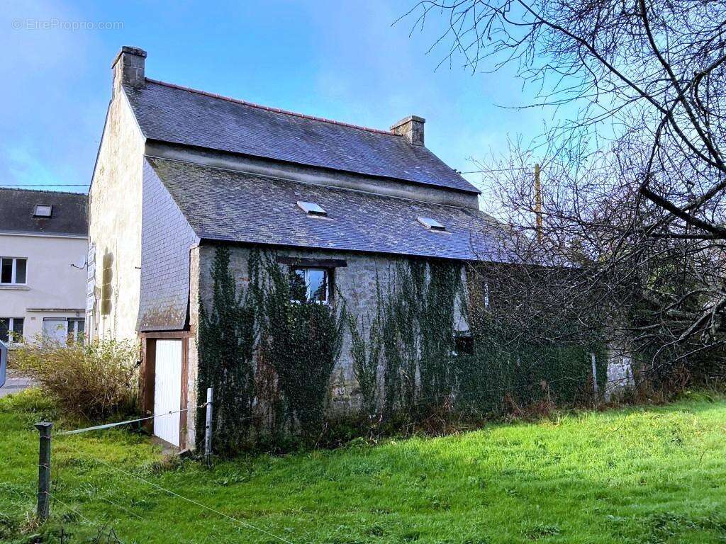 Maison à GUERN