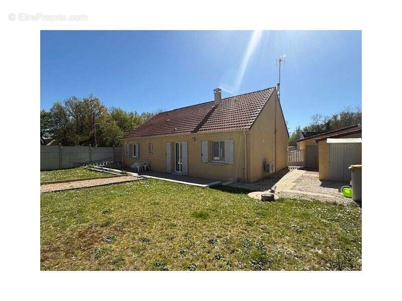 Maison 100 m² à Armeau  - photo 2