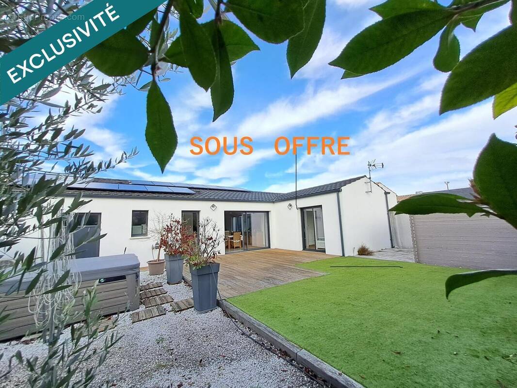 Photo 1 - Maison à LONGEVES