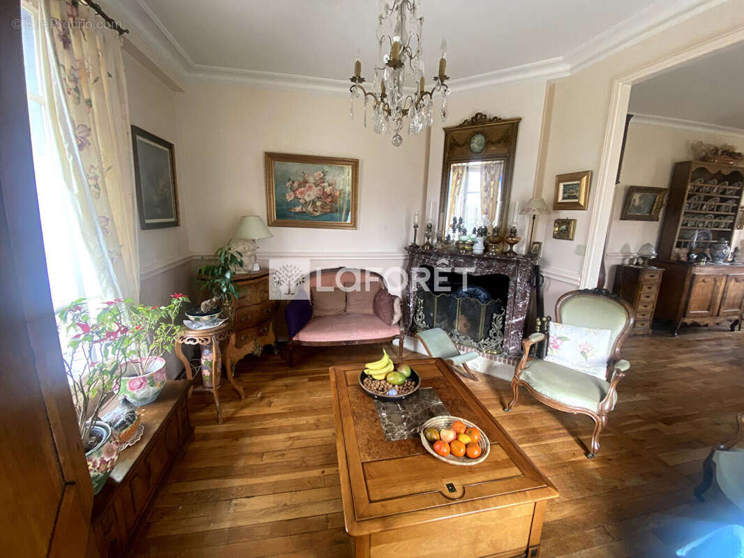 Maison à HARDRICOURT