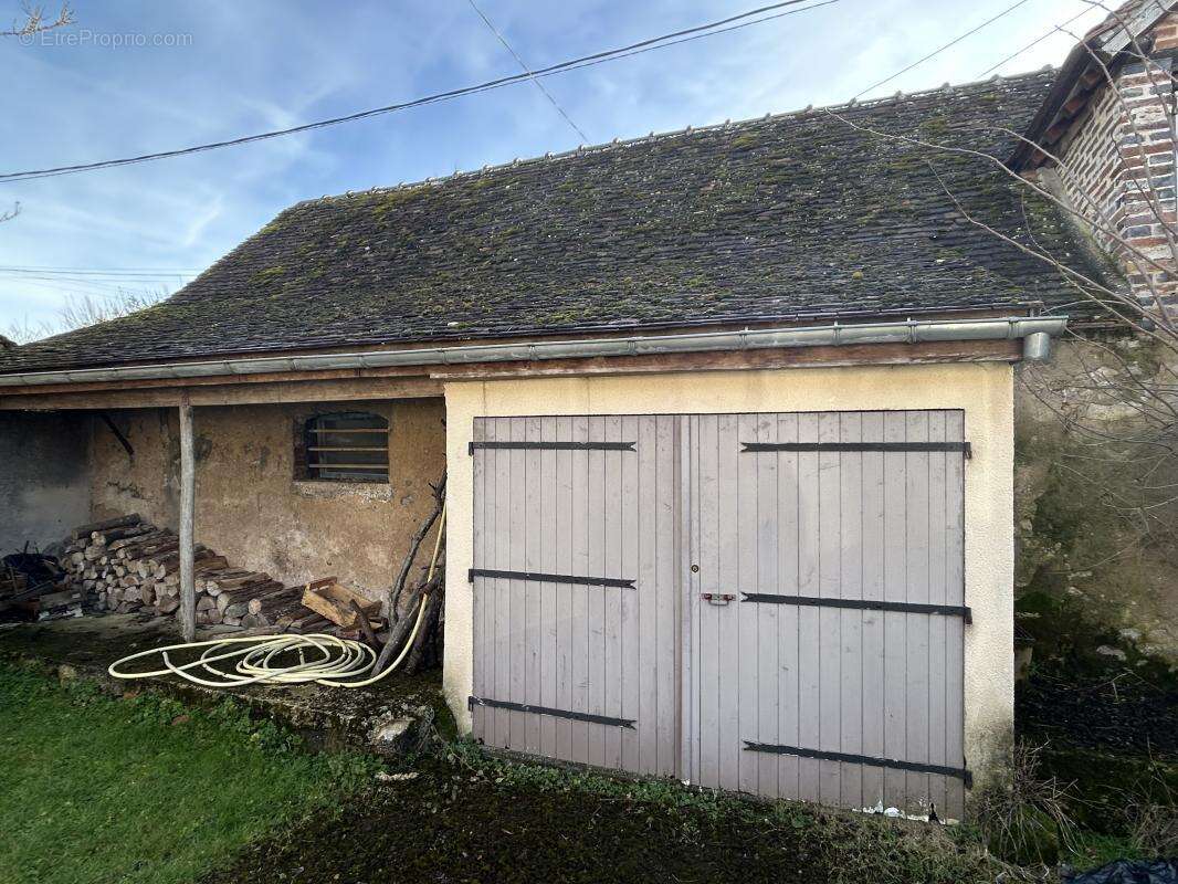 Maison à EGREVILLE