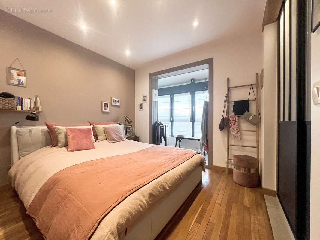 Maison à SAINT-MAUR-DES-FOSSES