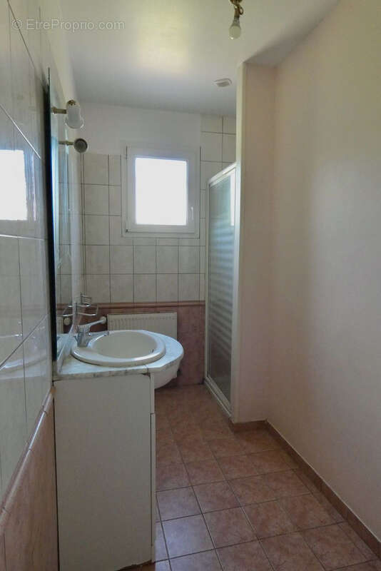 Maison à LA FERRIERE-SUR-RISLE