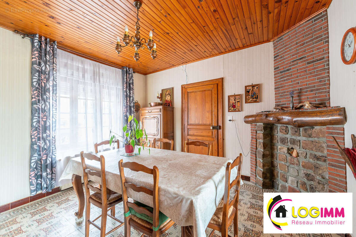 Maison 92 m² à Englefontaine  - photo 6