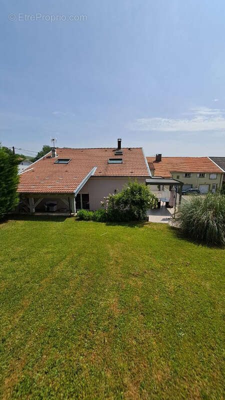 Maison à CONTREXEVILLE