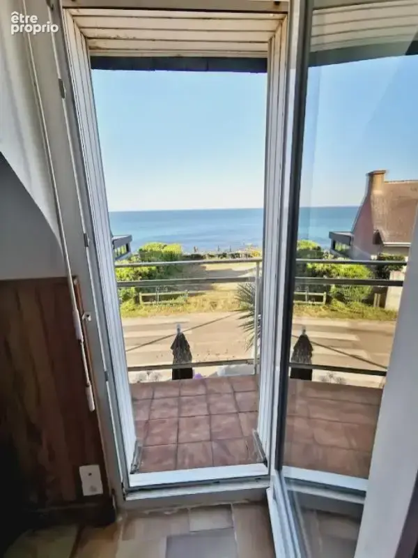 Plozevet ensemble immobilier 370 m² vue mer - photo 4