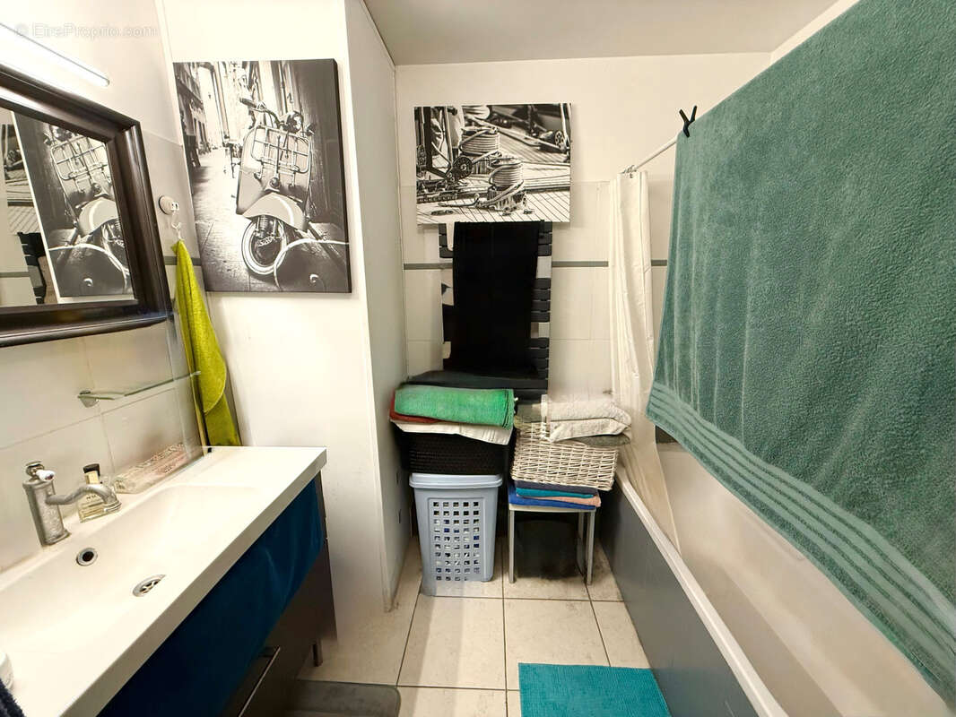 Appartement à MARSEILLE-9E