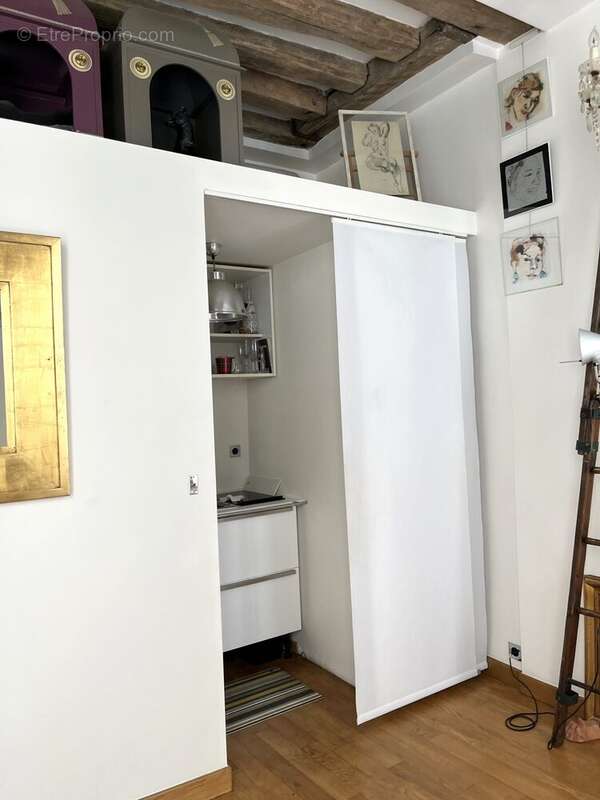 Appartement à PARIS-7E