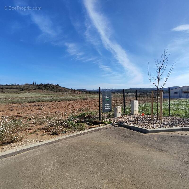 Terrain à THEZAN-DES-CORBIERES