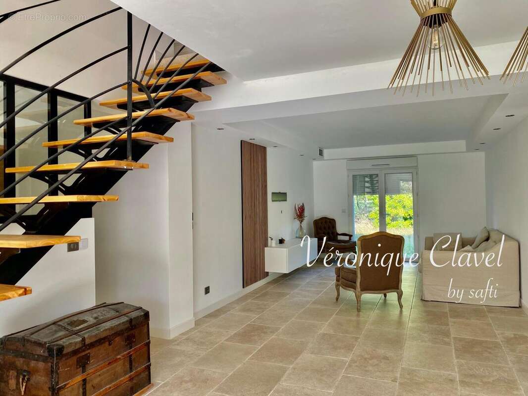 Photo 2 - Maison à SAINT-CHRISTOL-LES-ALES