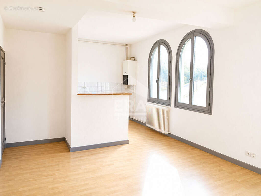 Appartement à CHATEAU-ARNOUX-SAINT-AUBAN
