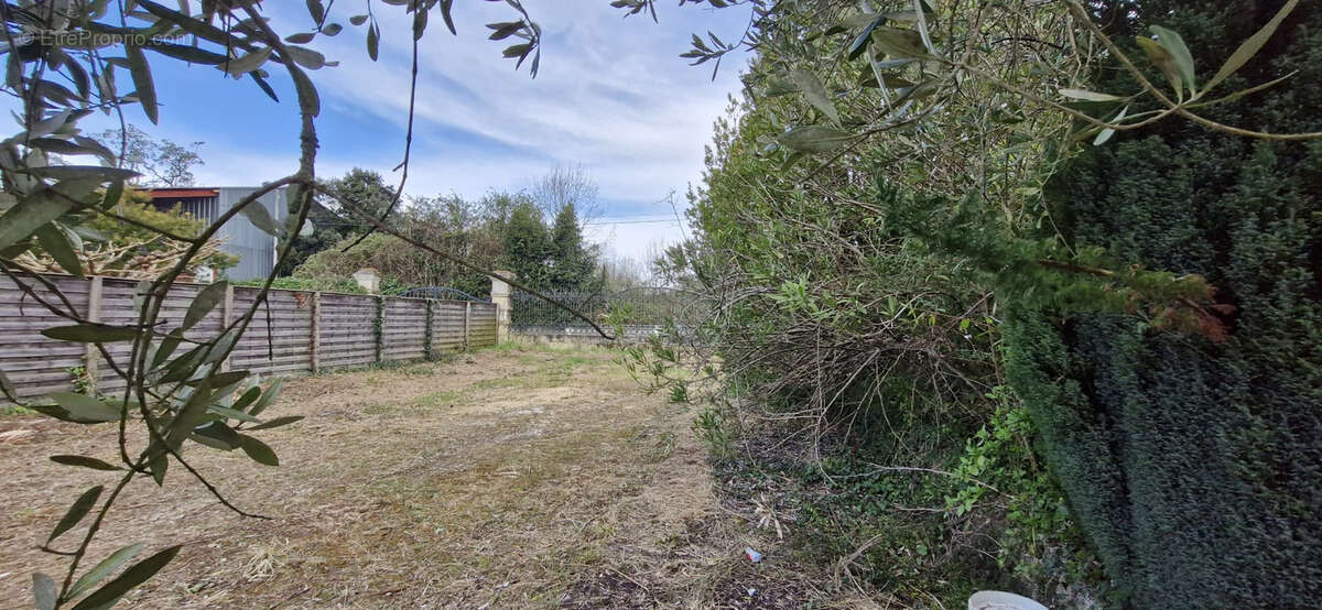 Maison à MORTAGNE-SUR-GIRONDE