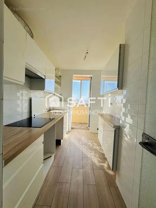Photo 8 - Appartement à MARSEILLE-13E