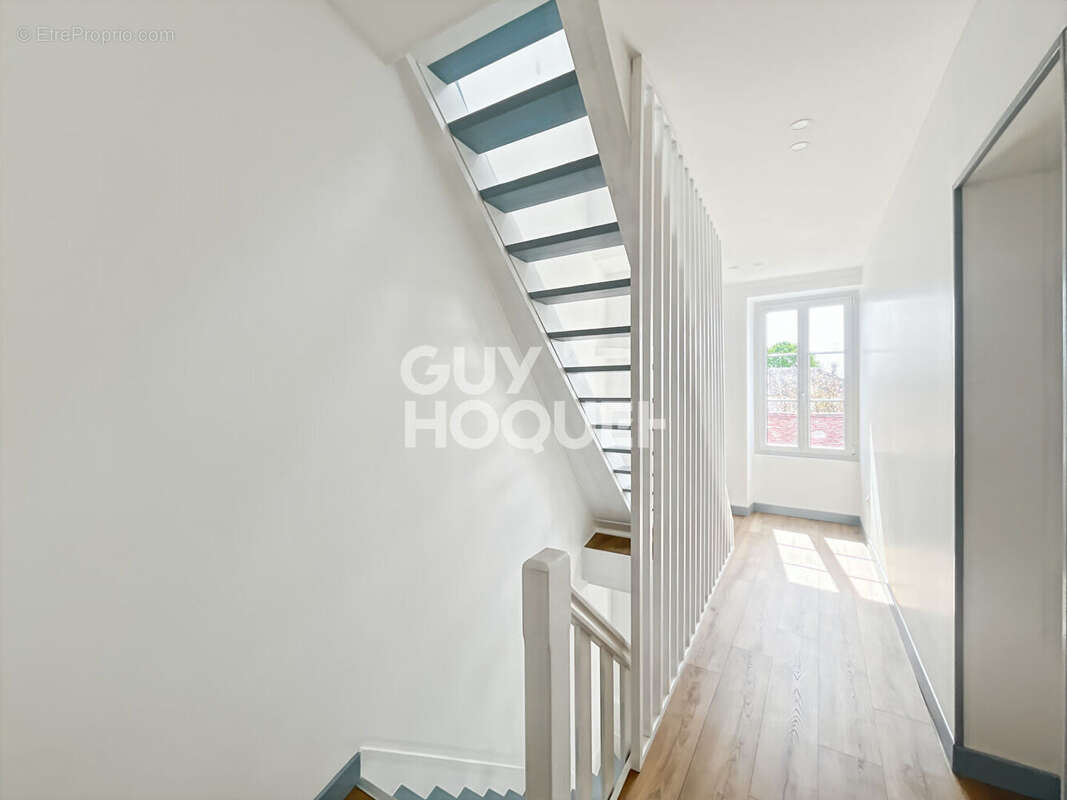 Maison à CHAUMES-EN-BRIE