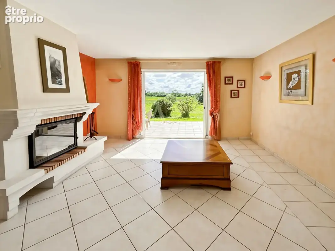 Maison familiale de plus de 130 m² avec vue imprenable sur le marais et garage indépendant de 50 m² à Sallertaine - photo 2