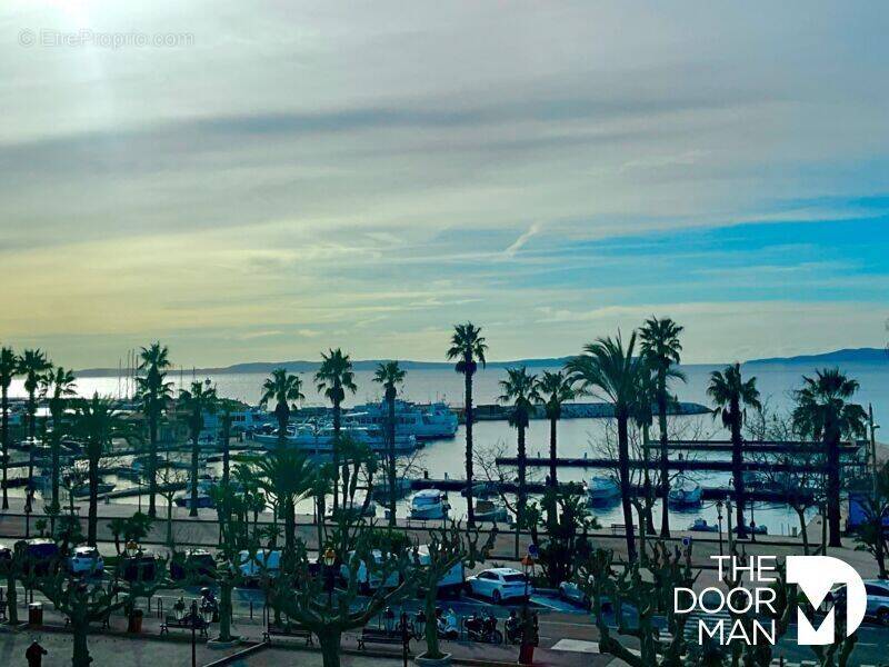 Commerce à LE LAVANDOU