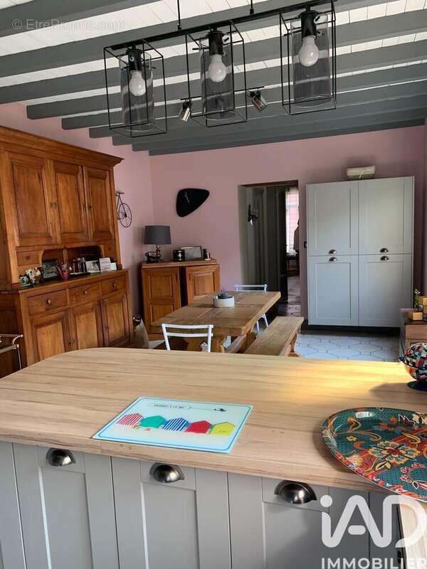 Photo 3 - Maison à SAINT-QUENTIN