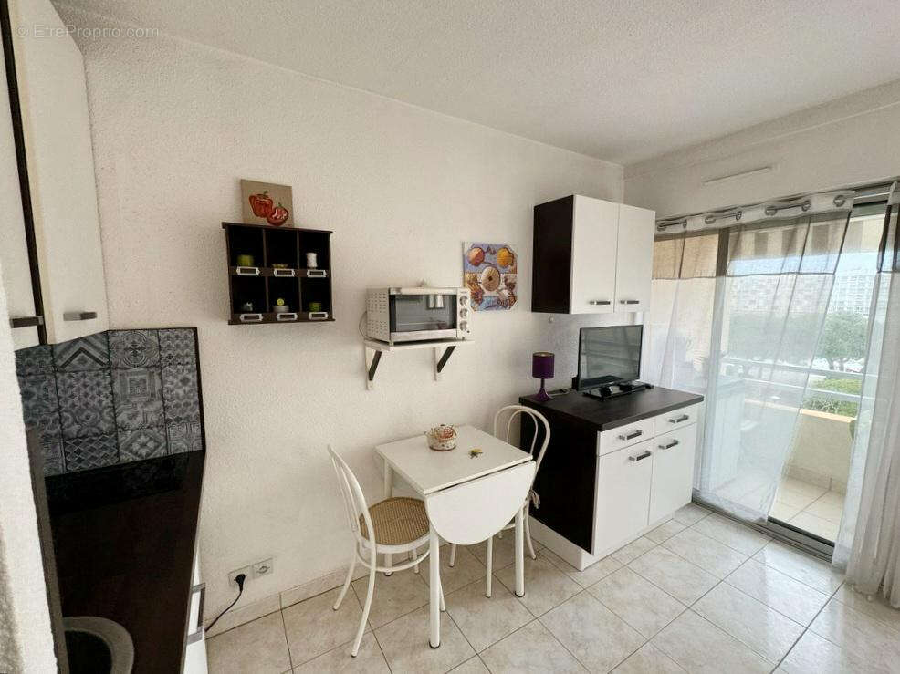 Appartement à MAUGUIO