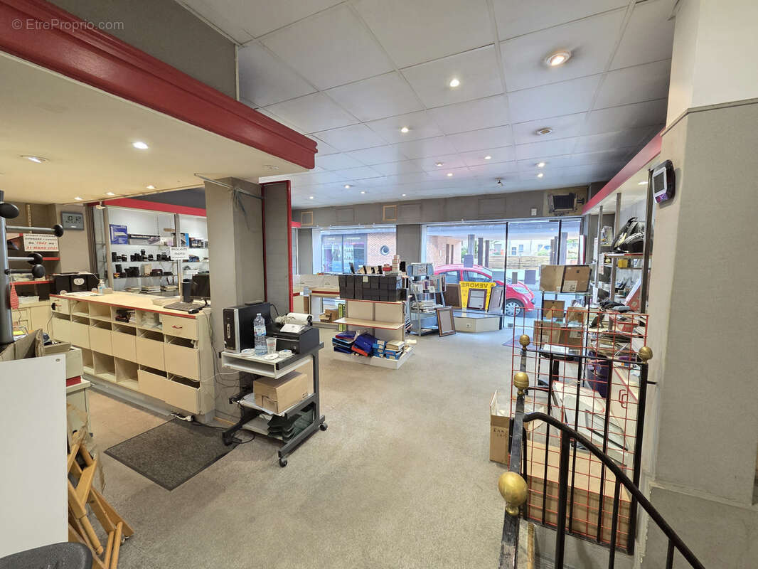 Local commercial a vendre - photo 6