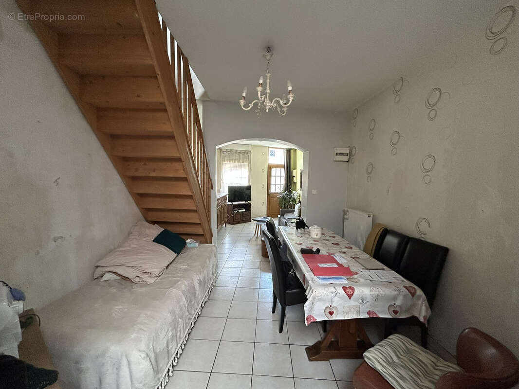 Maison à SAINT-AMAND-LES-EAUX