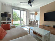 Appartement à SAINTE-FOY-DE-PEYROLIERES