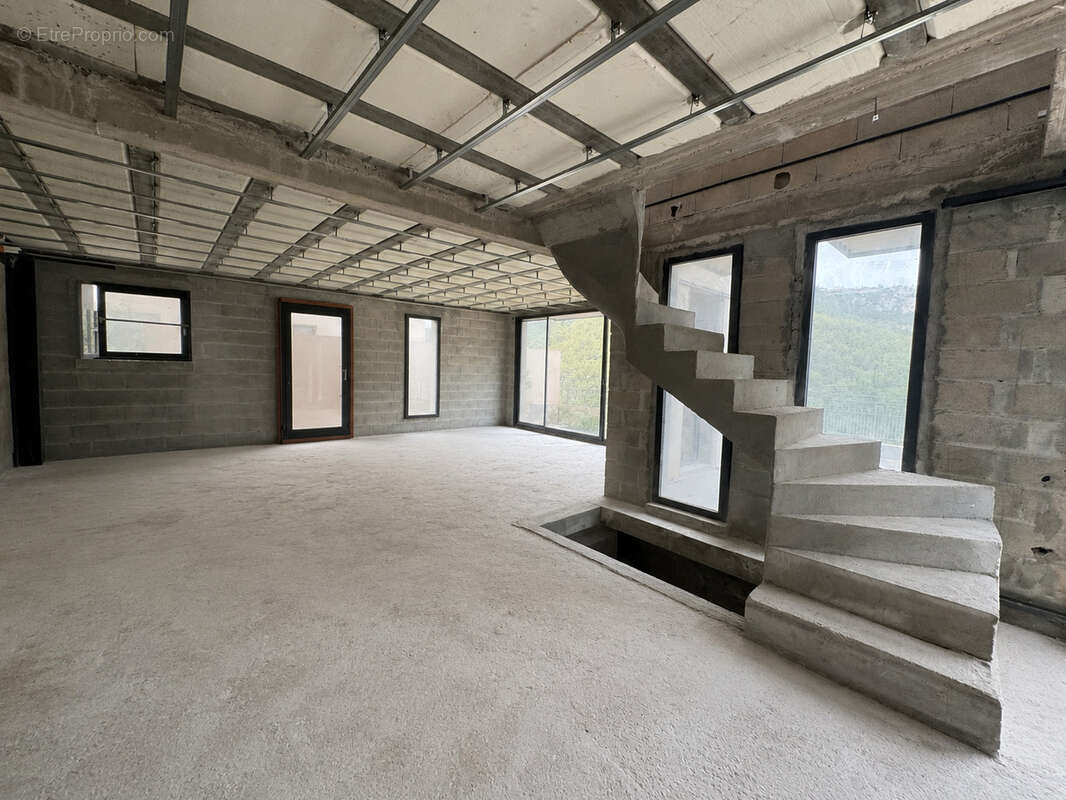 MAISON 5 pièces - 134 m2 - photo 2