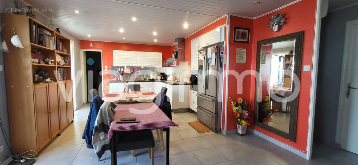 Maison à MONTELIMAR